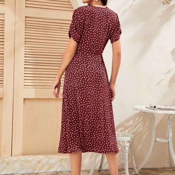 Boho Burgundy floral print button up v neck Puff Sleeve dress - Picture 8 of 14